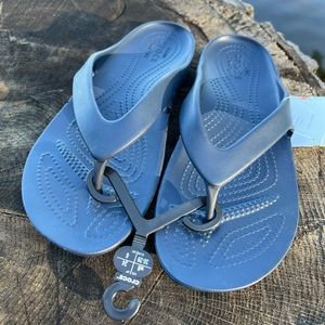 CROCS WOMEN’S KADEE II SANDALS FLIP FLOPS BRAND NEW WITH TAGS